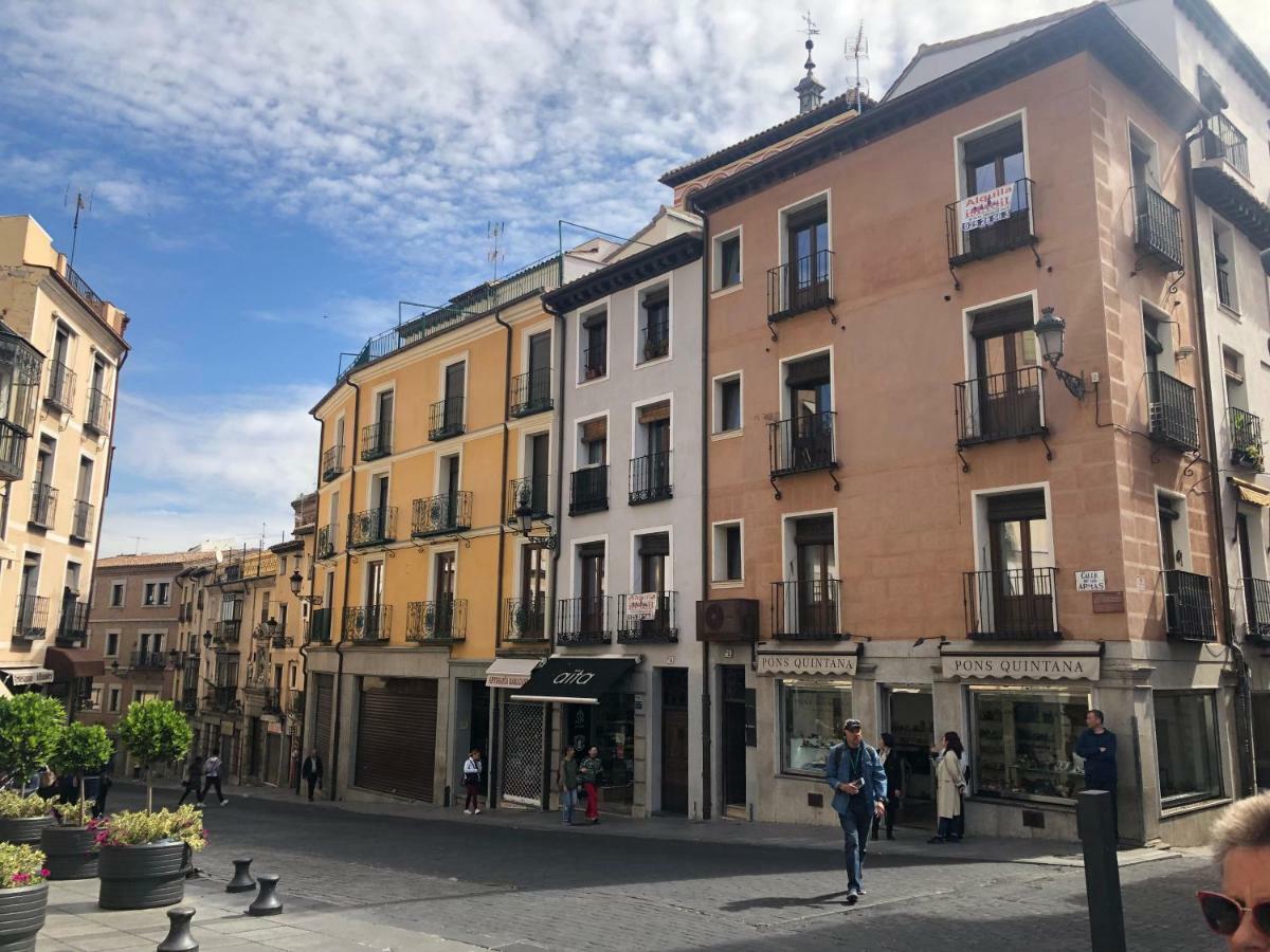 Don Quijote Apartment Toledo Luaran gambar